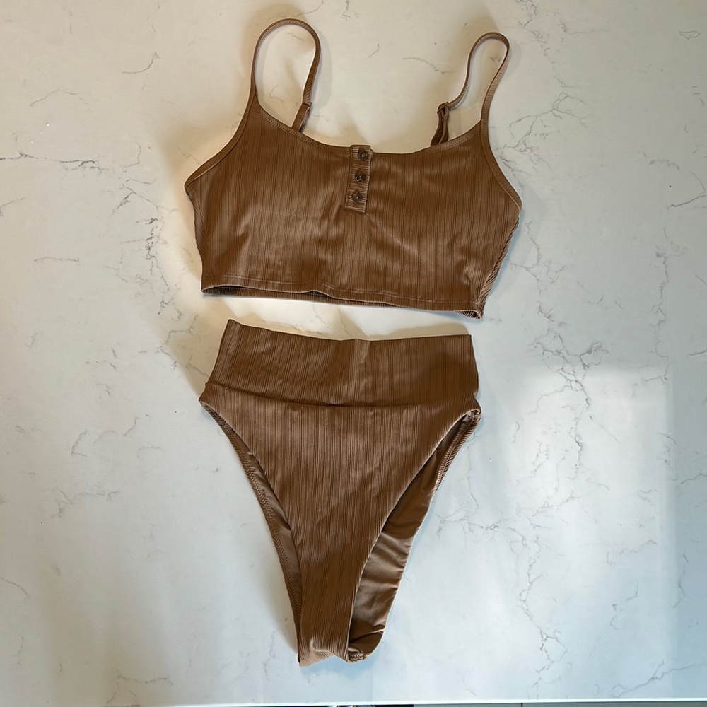 Aerie Swimsuit - Picture 1 of 8